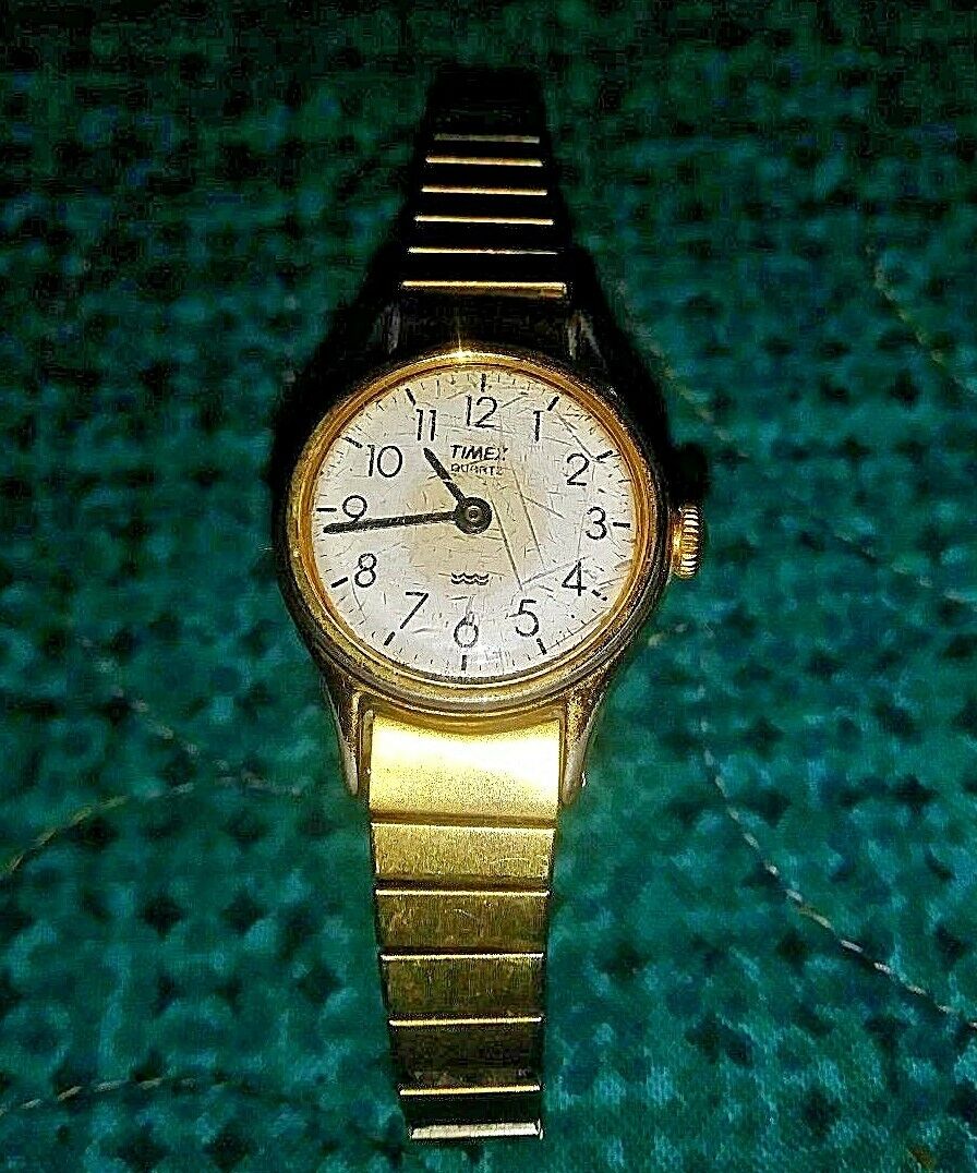 timex quartz gold watch vintage