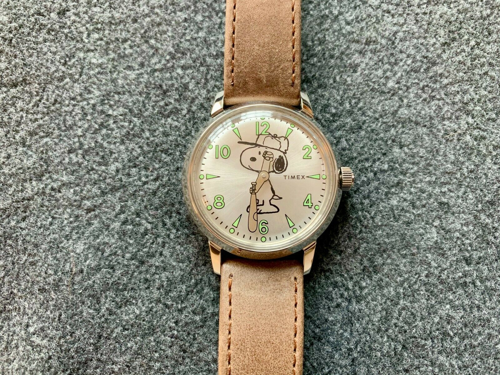 Timex welton sale snoopy