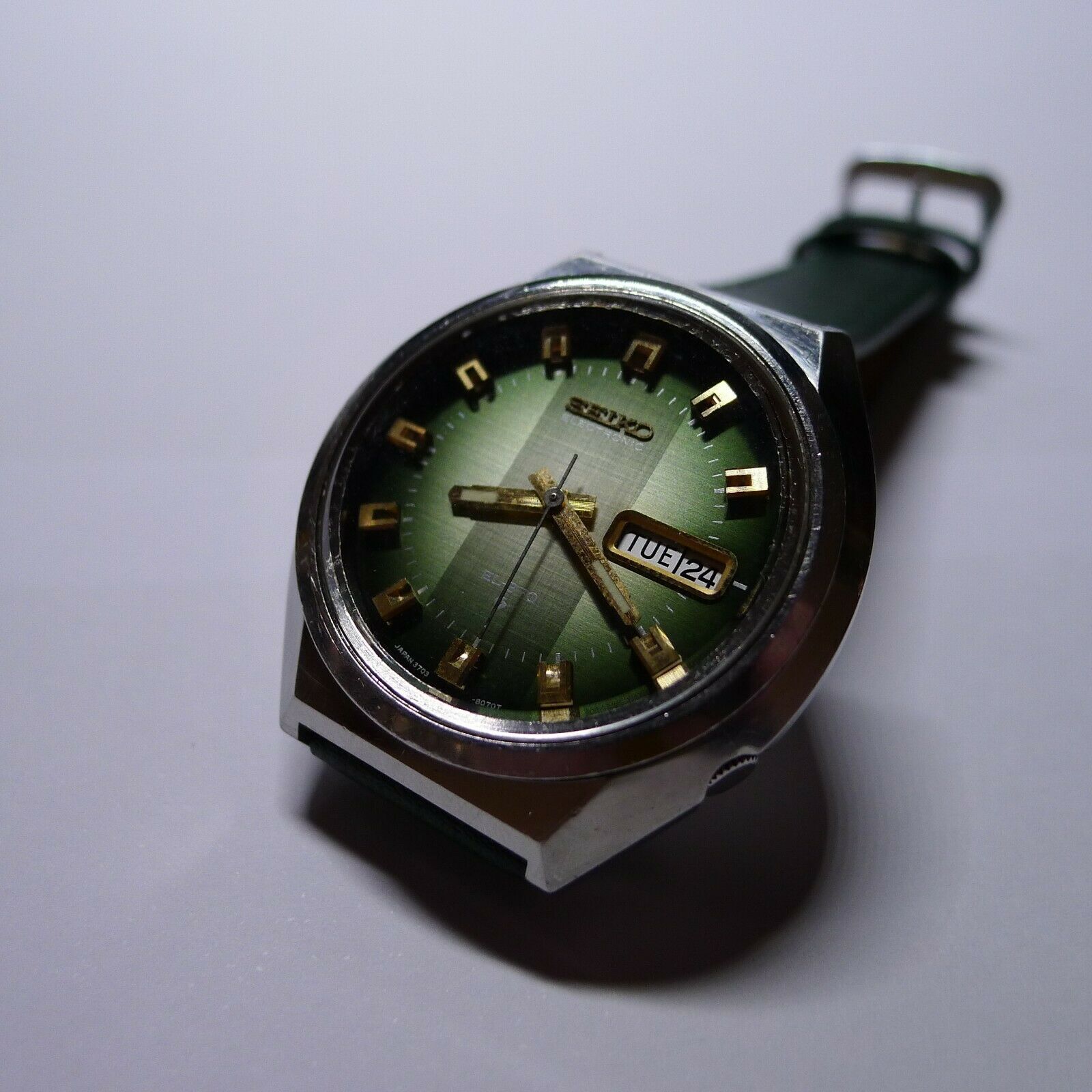 RARE VINTAGE SEIKO EL370 ELECTRONIC 3703-8030,DAY/DATE,GREAT 