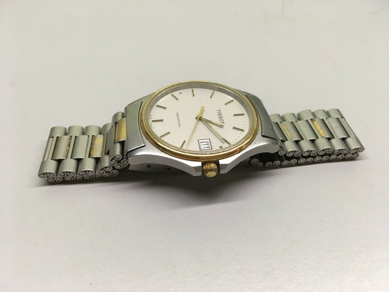 Retro mens TISSOT SEASTAR B.975 all original quartz watch new