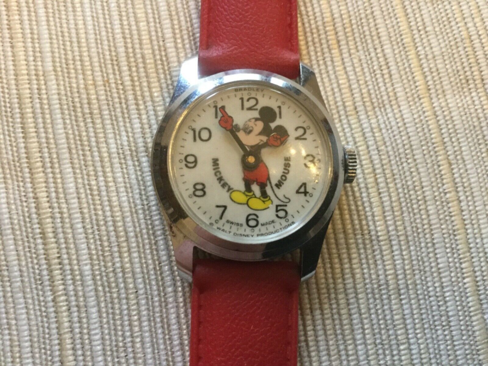 Vintage bradley mickey mouse watch online value