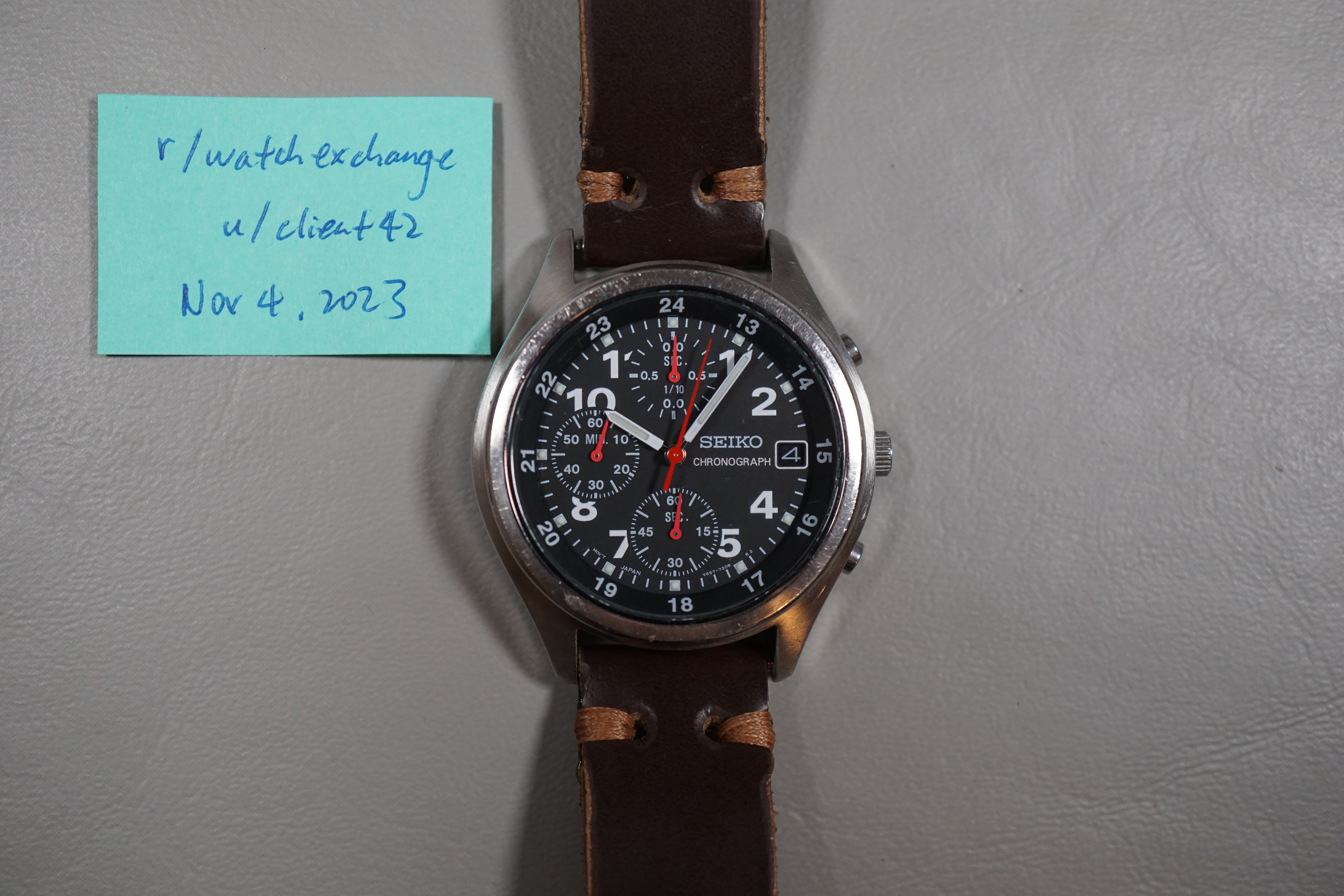 WTS] Seiko V657-7110 Black Dial Red Hands Chronograph Quartz READ 