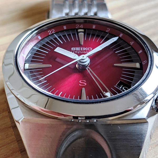 Seiko SCFF007 Red Dial SUS GMT, 4S12 High Beat Automatic | WatchCharts