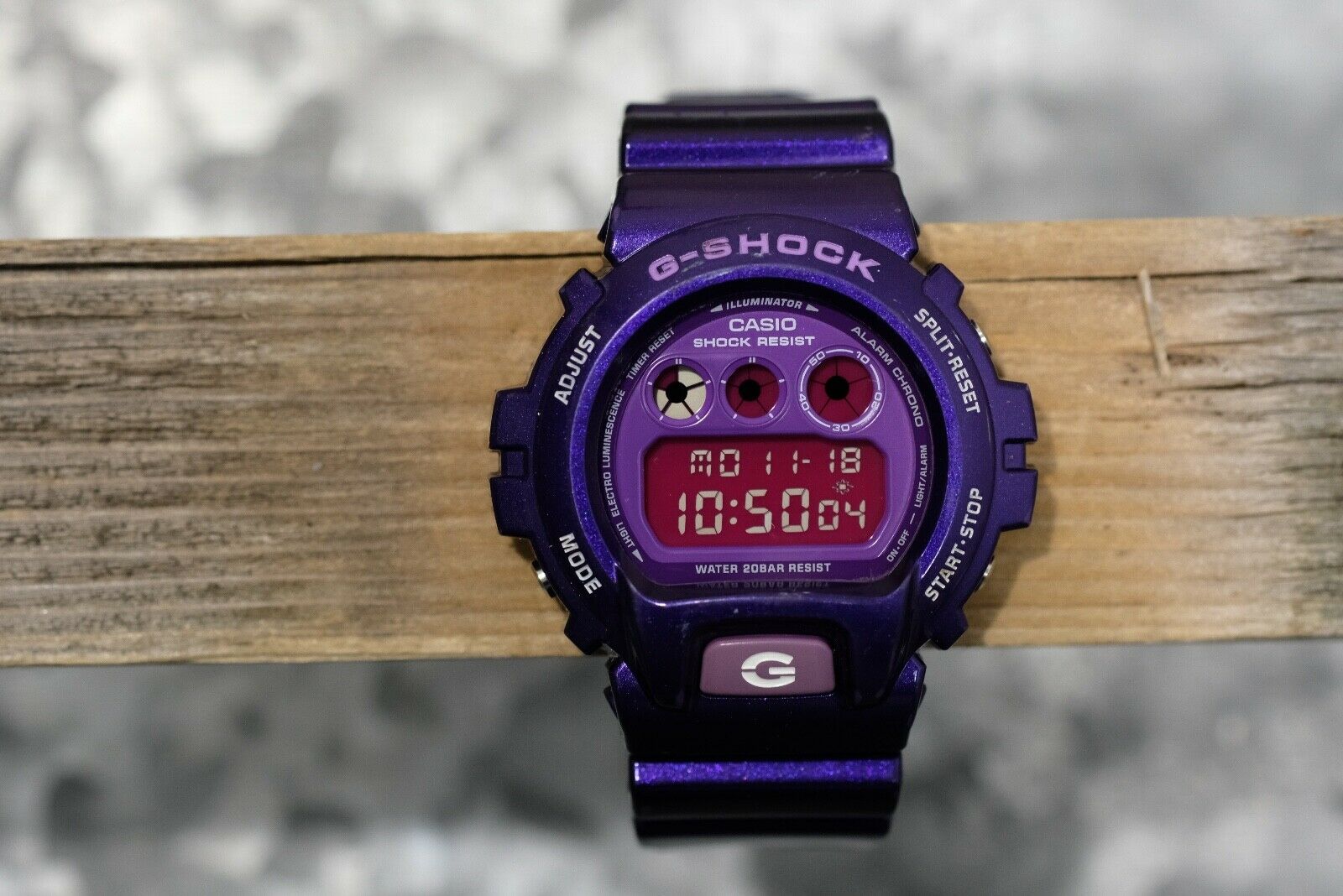 Casio G-Shock (1289) DW-6900CC Purple Metallic, Working