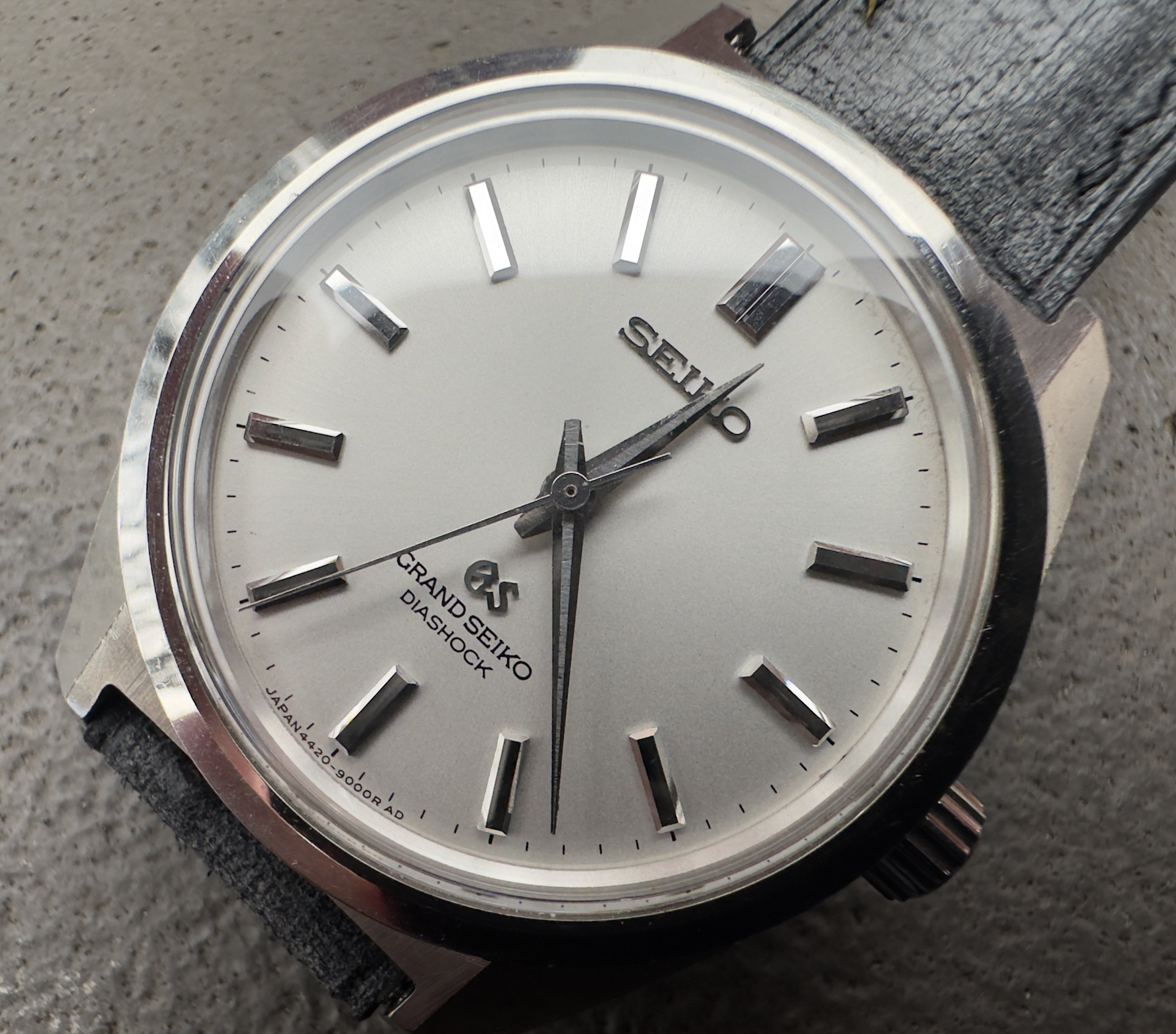 5 550 USD Grand Seiko 4420 9000 44GS Early Dial Commemorative