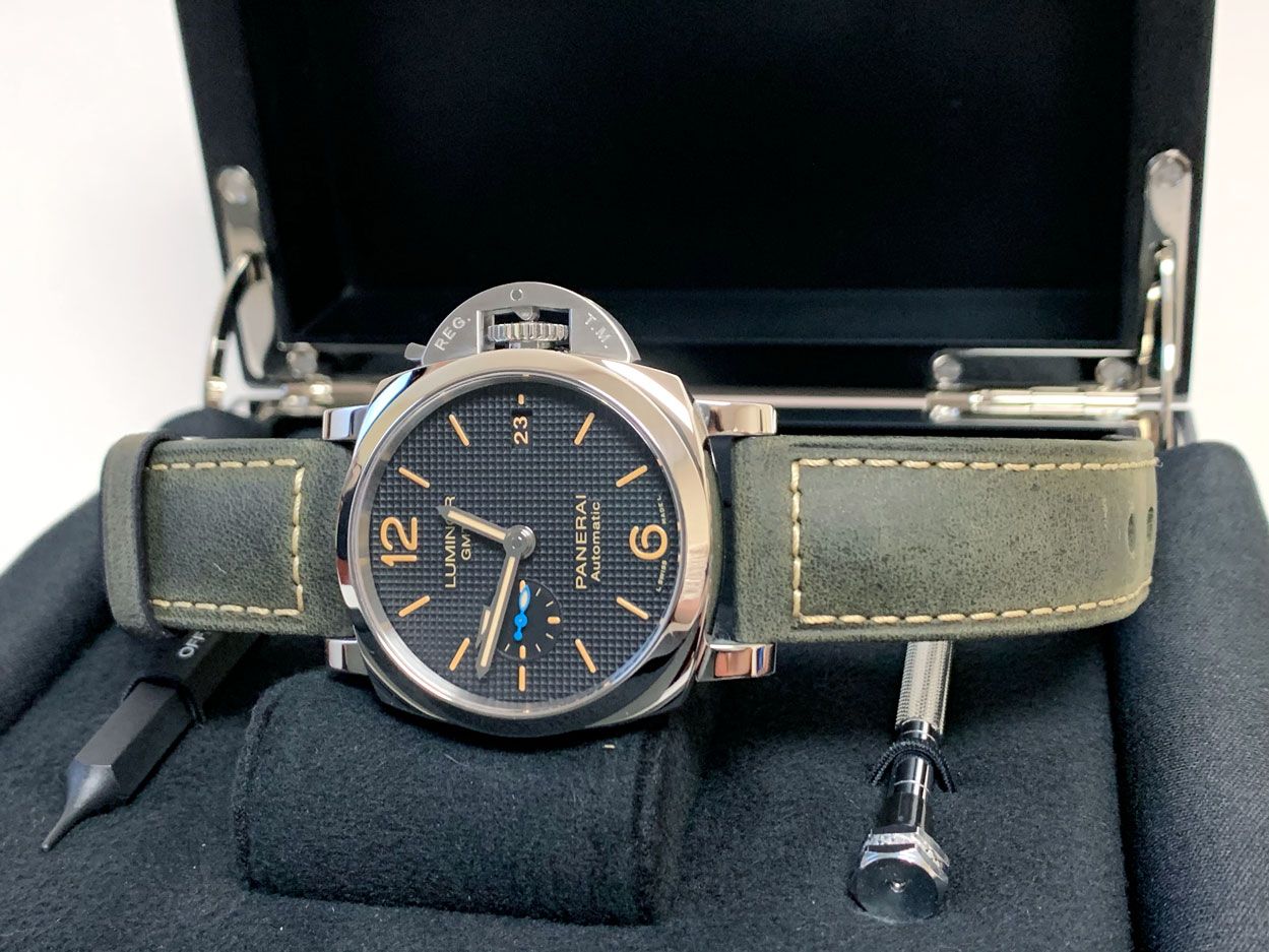 Panerai 1535 online