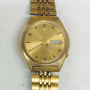 Seiko 6309-8679 17 Jewel Automatic Watch Runs | WatchCharts