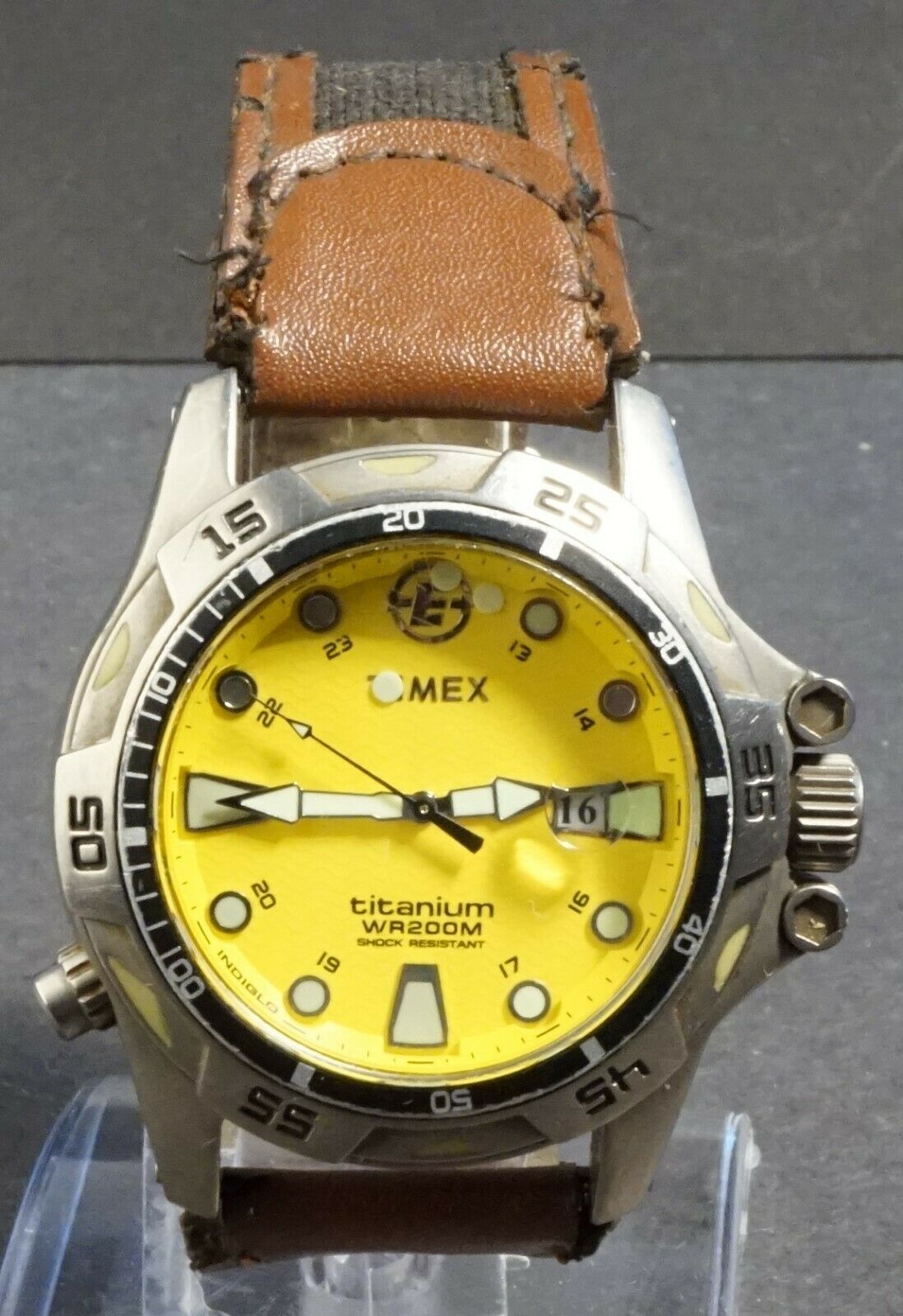 TIMEX TITANIUM WR200M YELLOW DIAL SHOCK RESISTANT WATCH