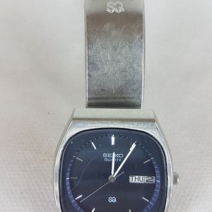 Seiko SQ Quartz 8223- 510A Arabic & English days. rare model