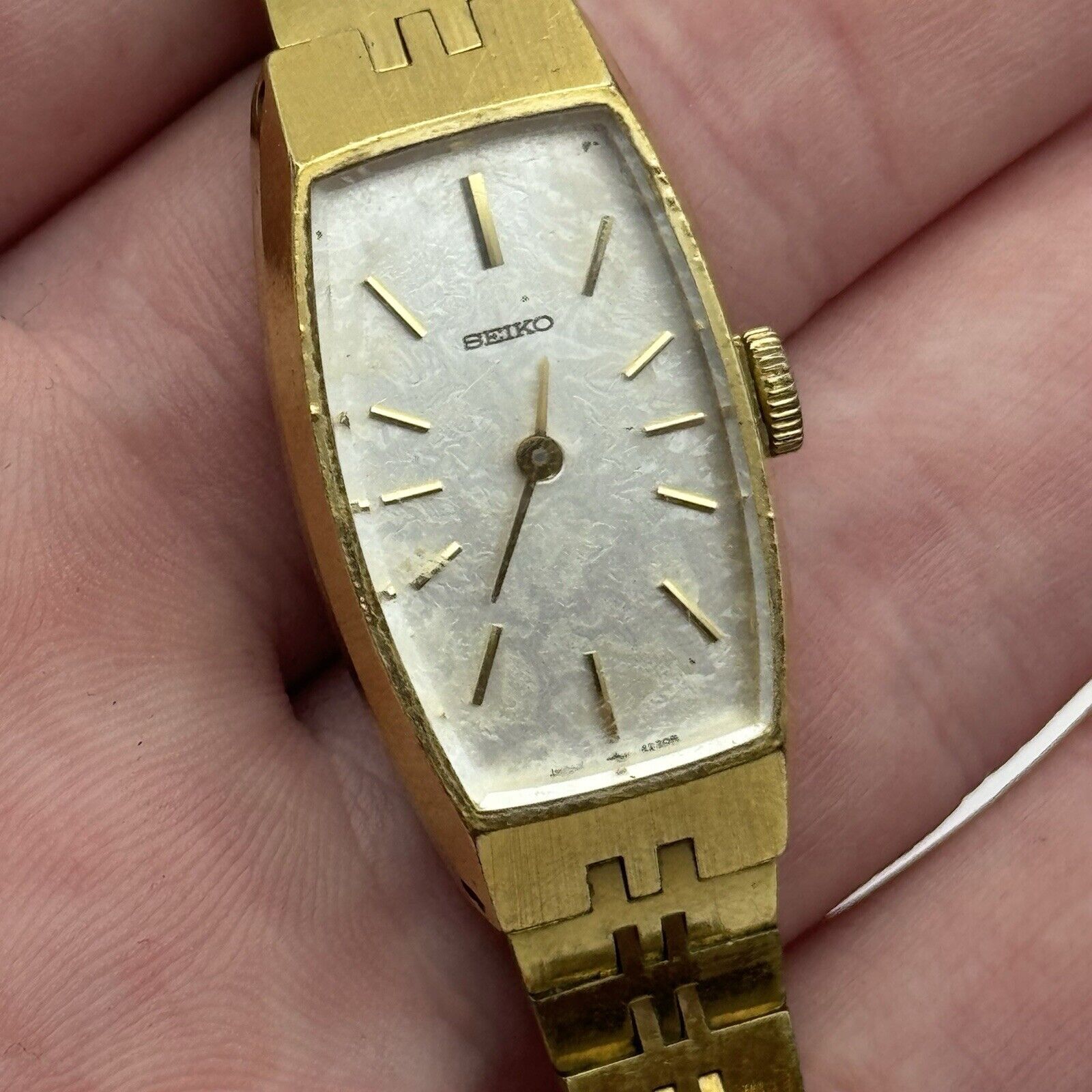 18mm WORKING Ladies Seiko 11-4600 Gold Tone Manual Wind Vintage