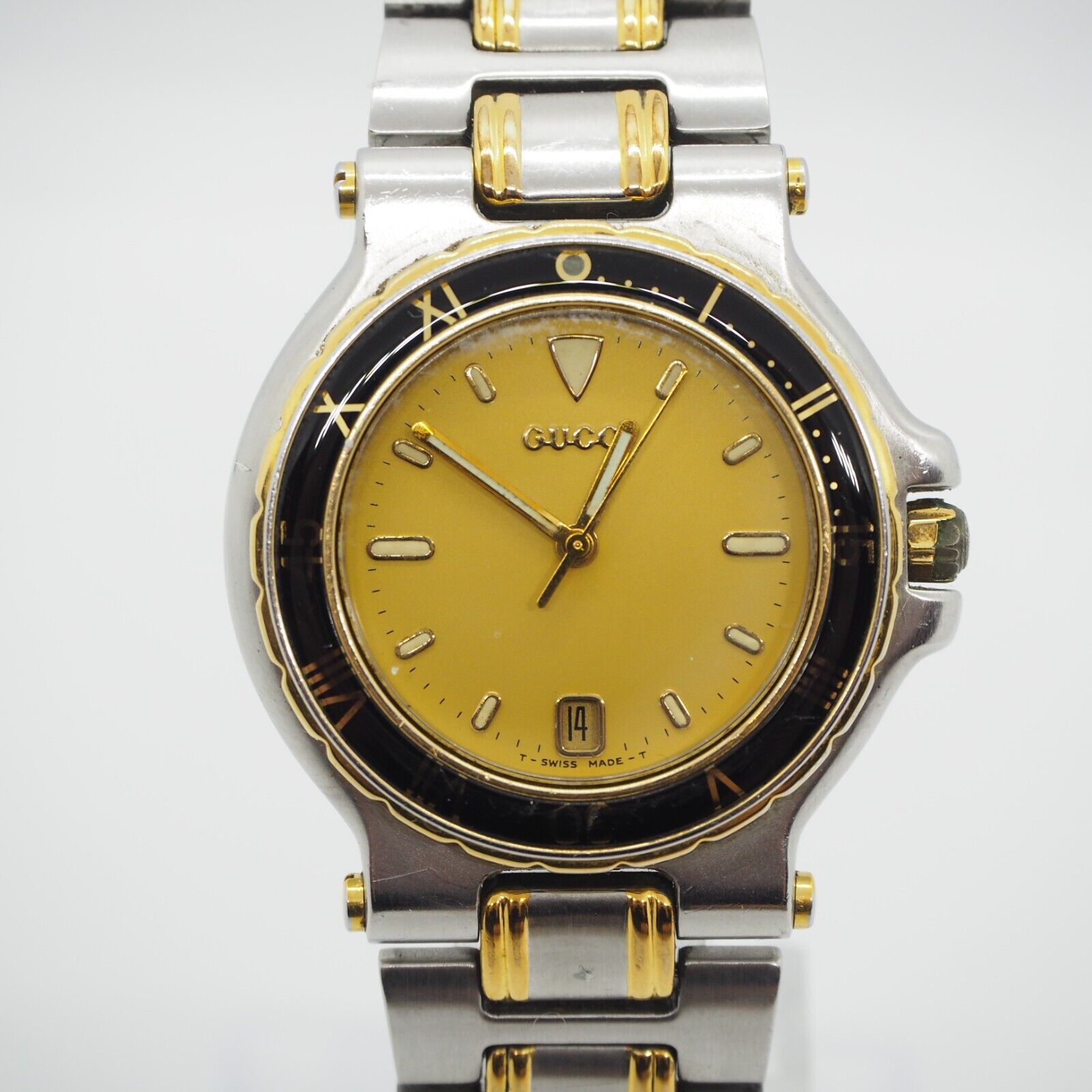 Gucci 9700M Diver