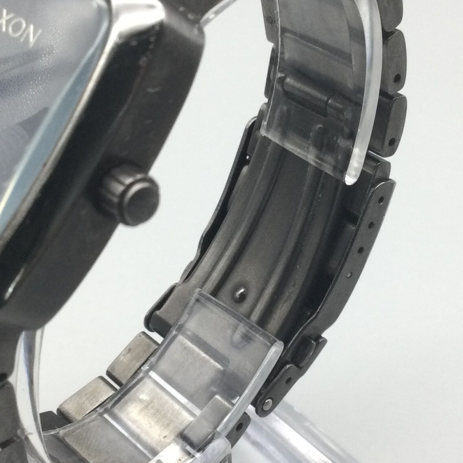 Nixon on sale player gunmetal