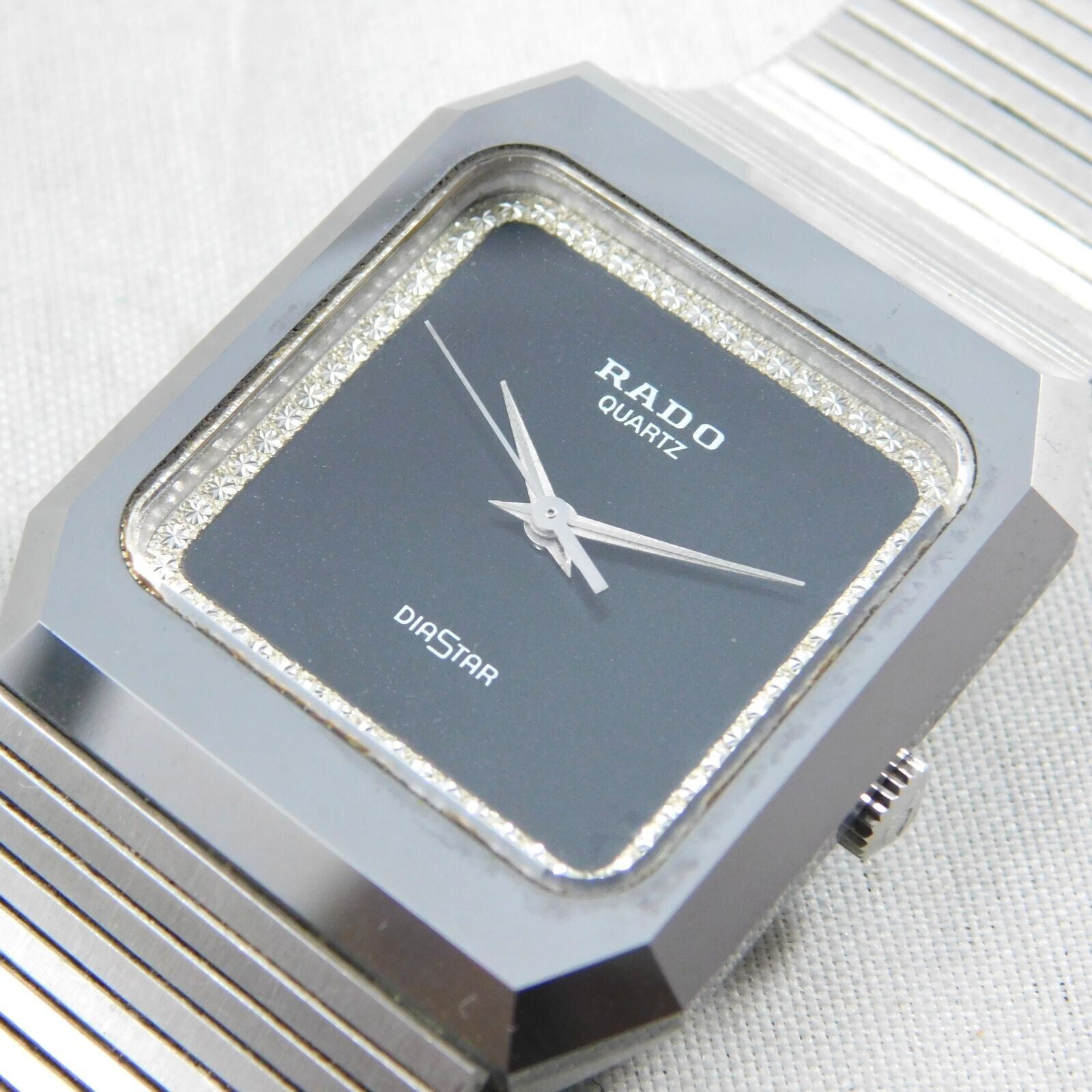 RADO DIASTAR 104.0118.3 MEN'S SILVER VINTAGE WATCH SWISS QUARTZ