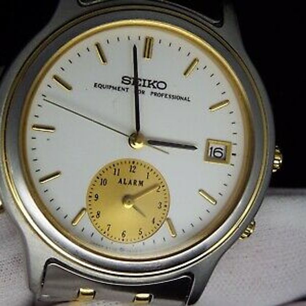 Vintage Seiko NON Digital Watch 5T32-7A00 ALARM EQUIPMENT FOR