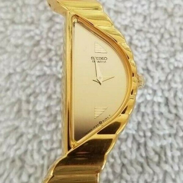 Women's Vintage - Seiko Half Moon Watch - Gold Tone Quartz - Gold Dial  1F20-5D59 | WatchCharts