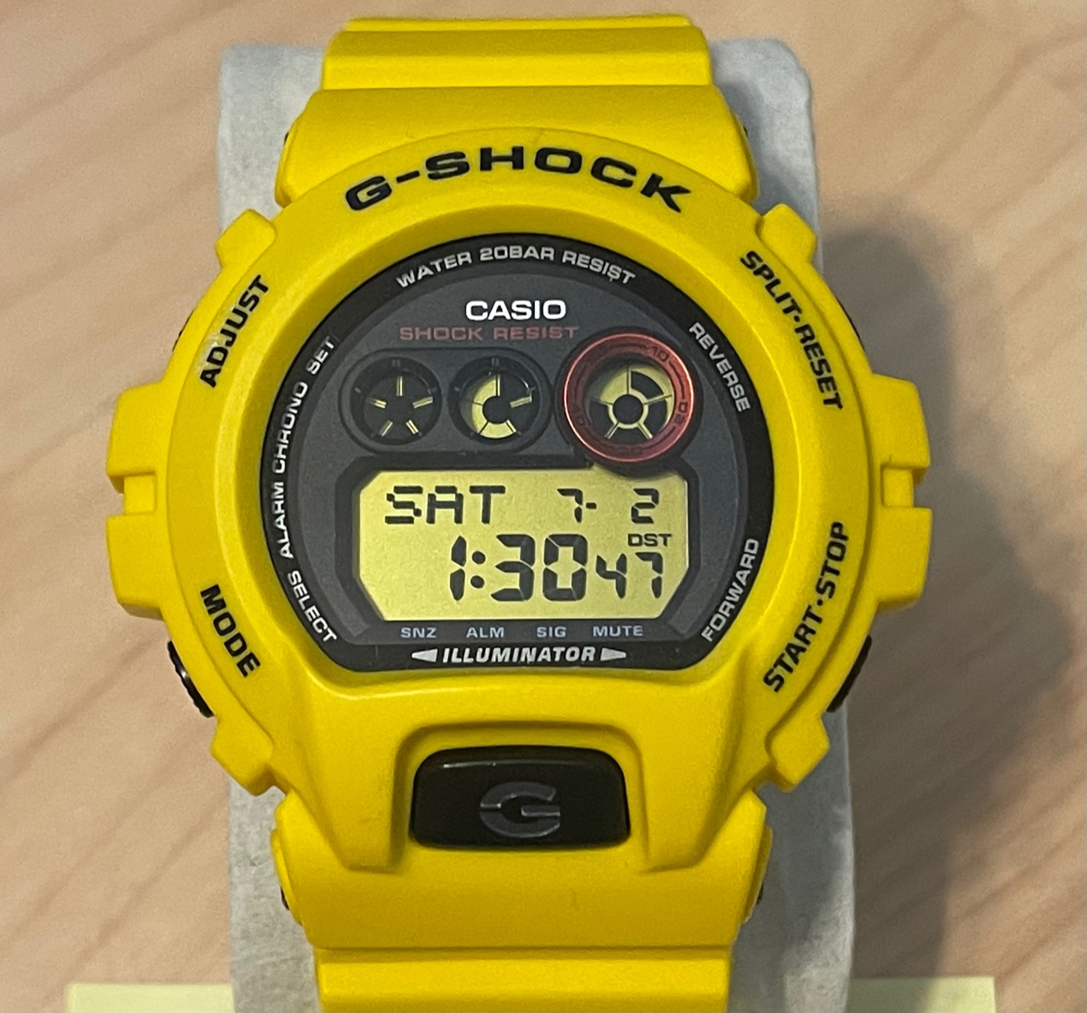 G shock lightning yellow hotsell