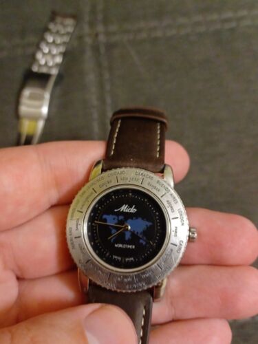 Mido WorldTimer World Timer 5200 Swiss Made Mens Watch Night