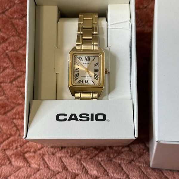 New Casio Women's Watch LTP-V007G-9B Gold Roman Numeral Rectangle ...