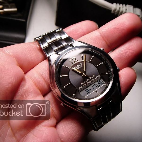 FS : Casio Lineage Multiband 5 digi/analog Japanese model