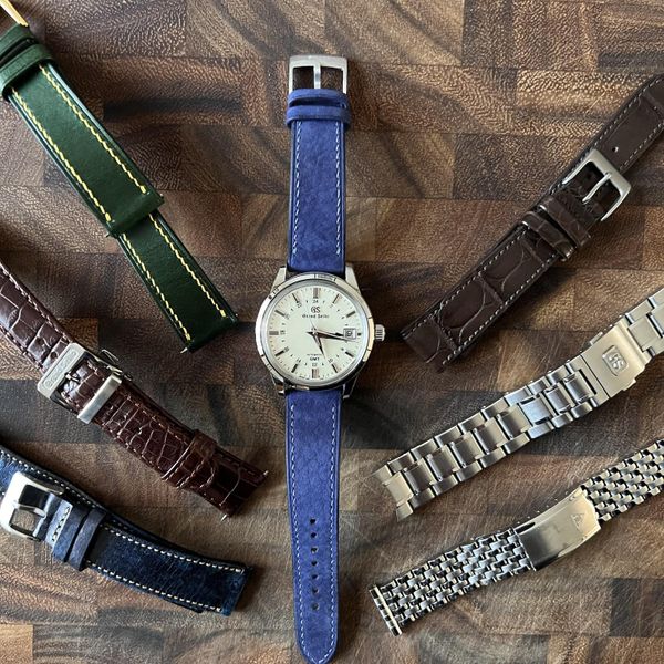 WTS Grand Seiko SBGM221 with All The Straps And Bracelets wts-grand-seiko-sbgm221-with-all-the-straps-and-bracelets