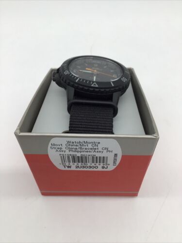 Expedition gallatin 44mm discount fabric strap watch