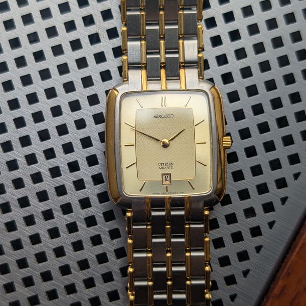 WTS] Citizen Exceed Two Tone Integrated Bracelet Ultra Slim Quartz