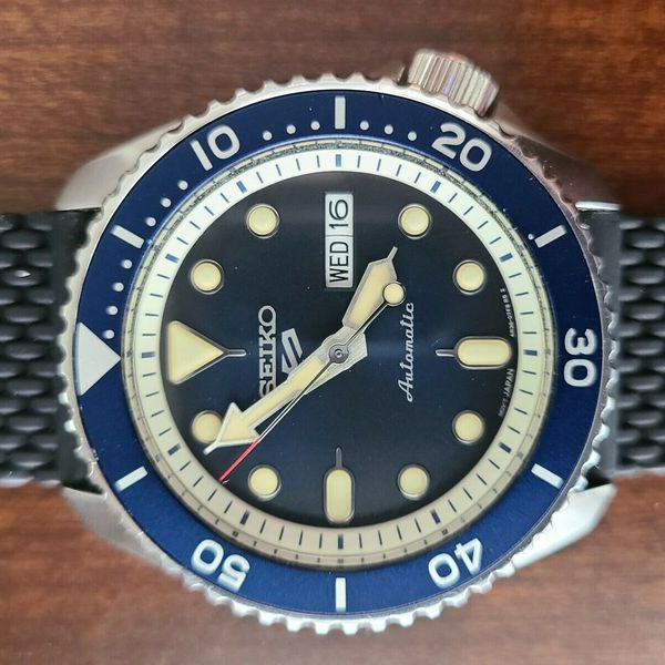 Seiko Automatic Blue Dial Diver SRPD93 Day/Date Full Kit - Excellent ...