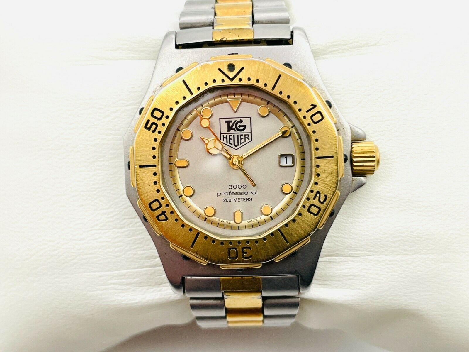 TAG HEUER 3000 professional Gold 200m 934.215 Watch WatchCharts