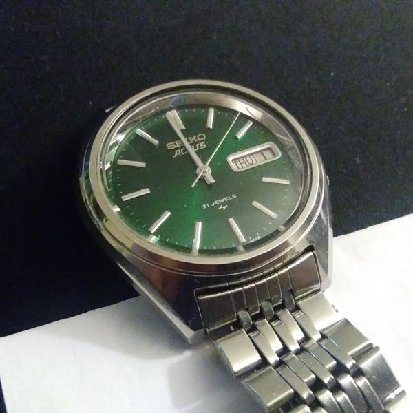 Montre Vintage Seiko 5V22-7060 - Année 2025 - Verre Minéral - Indicateur De Date - Occasion Unisexe