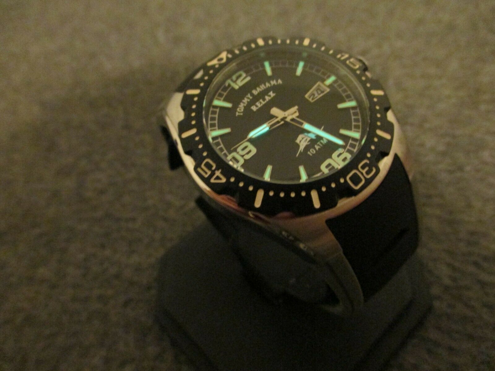 Tommy bahama relax watch a126 discount