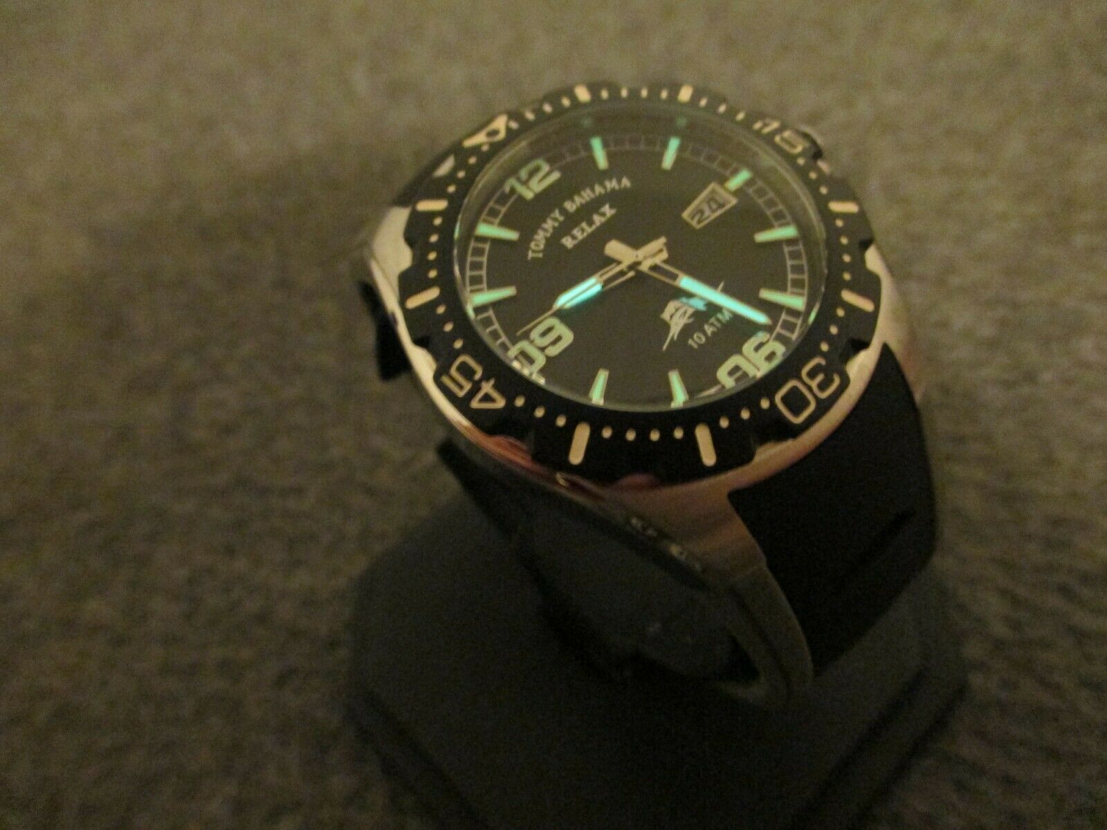 Tommy bahama cheap relax watch a126