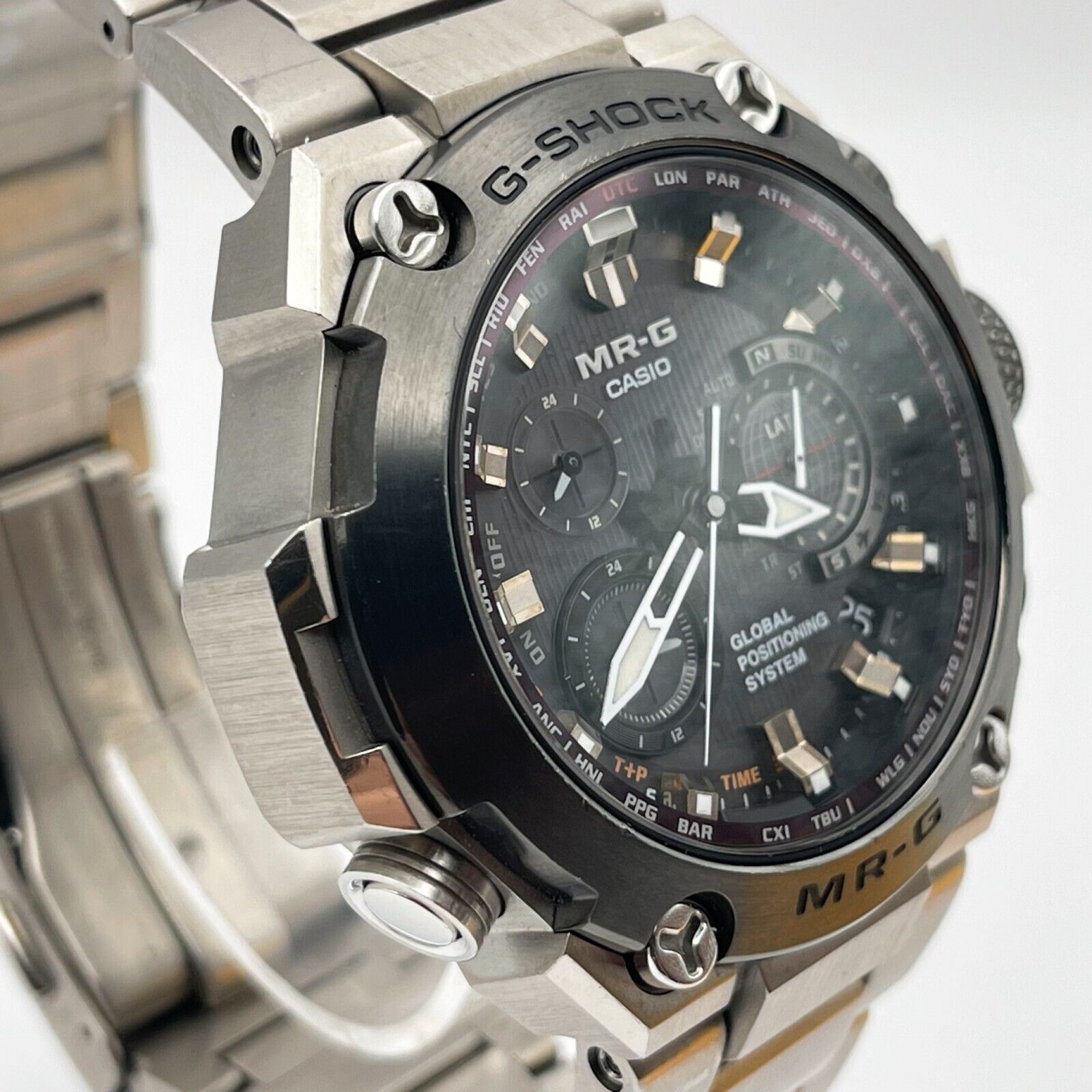 CASIO G-SHOCK MRG-G1000D-1AJR - Luxury Solar GPS Hybrid Titanium 