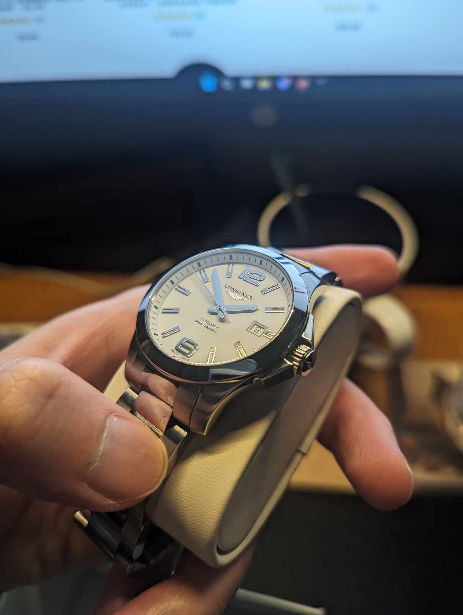 WTS Longines Conquest Stark White 39mm discontinued L3.776.4