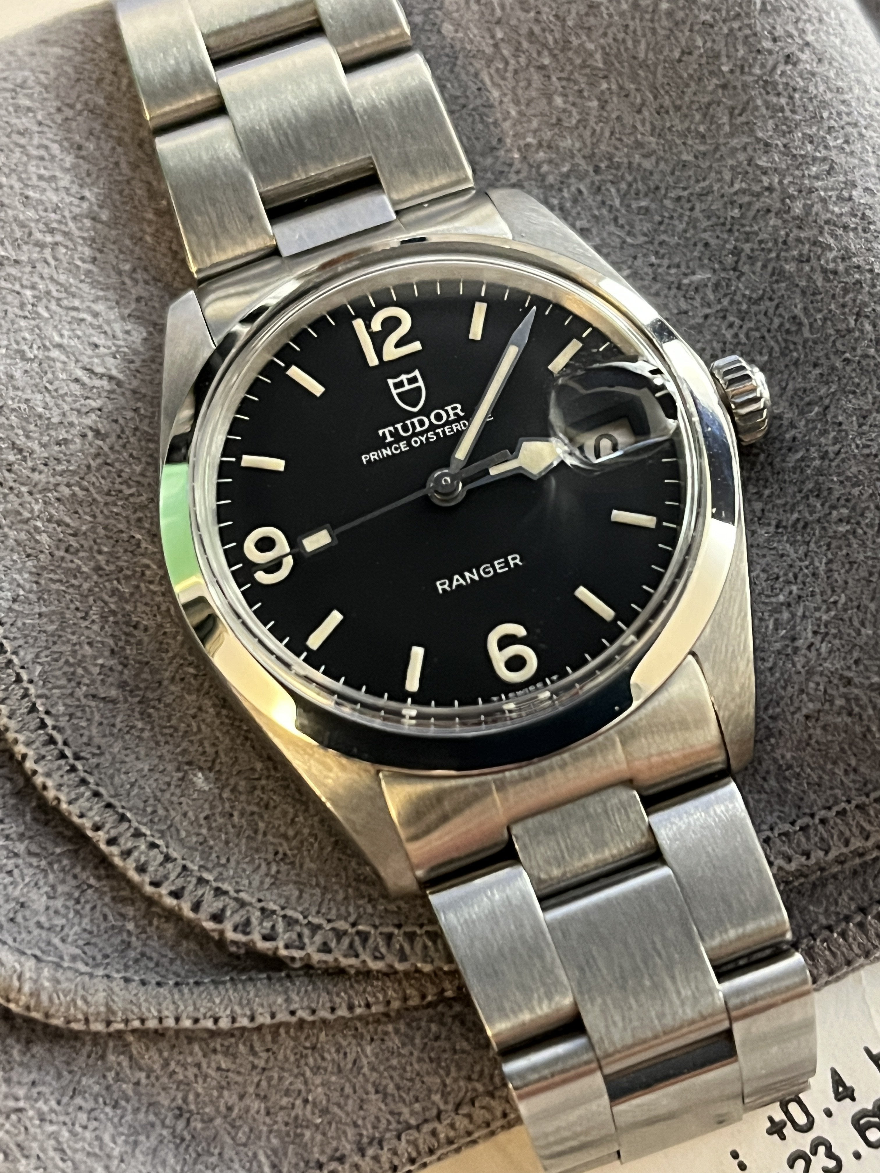 Tudor 9050 hotsell