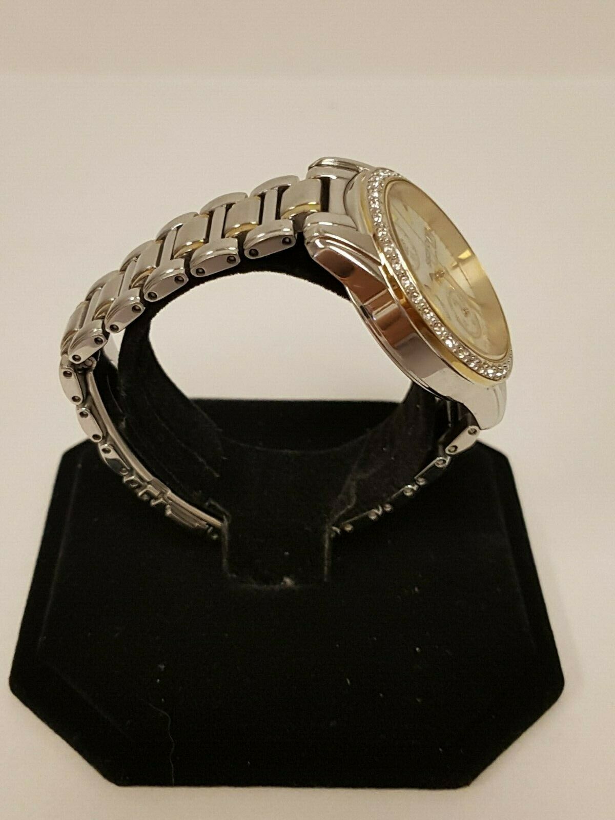 Seiko Chronograph 7T92-0MZ0 Diamond Ladies Watch #15 | WatchCharts