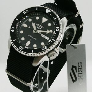 ✓ Orologio Uomo Seiko 5 Street srpd 55k3/srpd 55 automatico con nastro in  nylon ✓ | WatchCharts