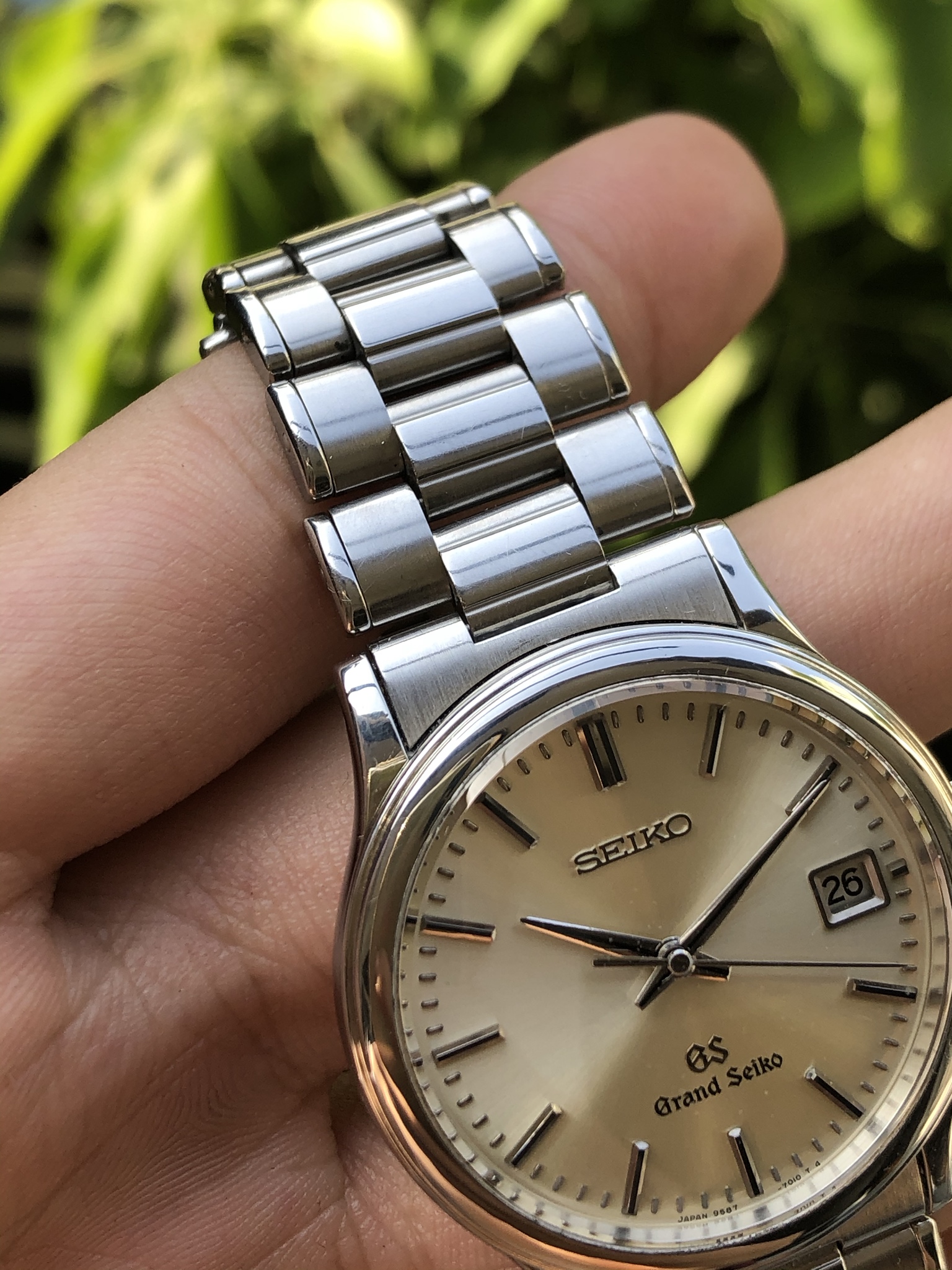 WTS] Grand Seiko Quartz 9587-7010 Champagne Dial | WatchCharts