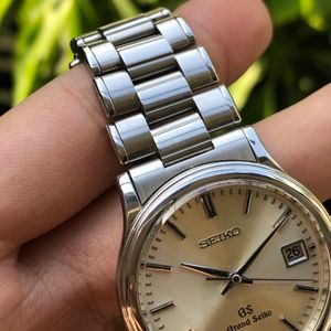 WTS] Grand Seiko Quartz 9587-7010 Champagne Dial | WatchCharts