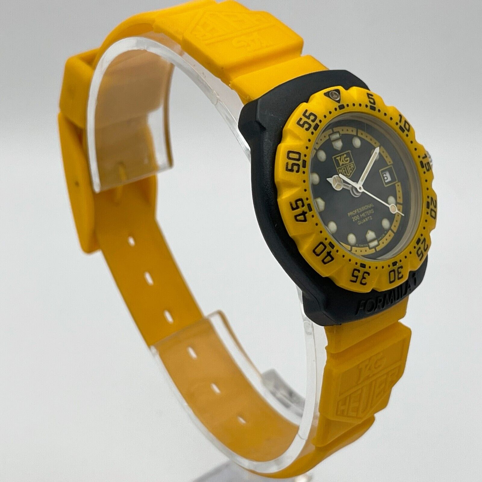 TAG Heuer Formula 1 Professional 28mm Women's Black Quartz