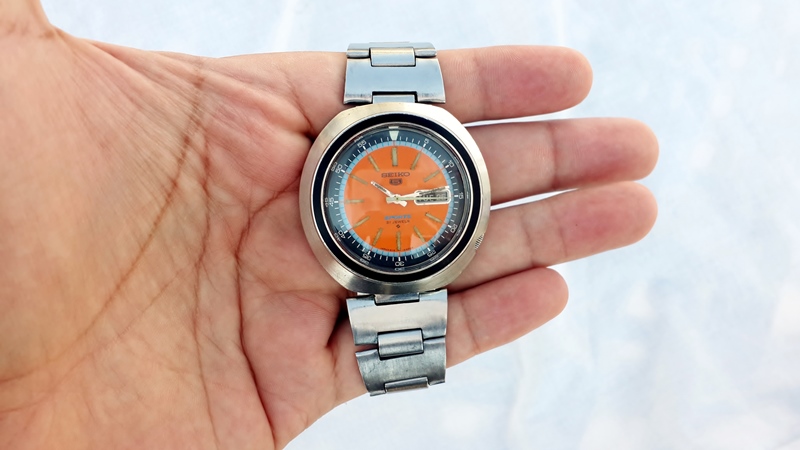 FS: Seiko 6119 6400 (orange dial, turtle/ufo case) sports watch