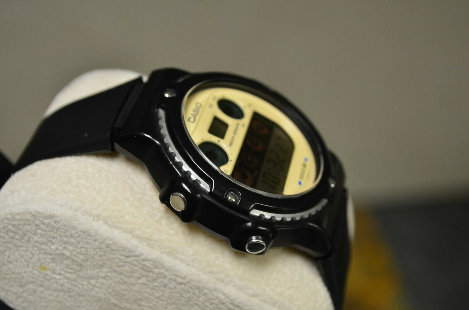 【CASIO】DW-7800 88年 HEXA GRAPH 希少 白文字盤 CASIO HGW-10 HEXA GRAPH WHITE DIAL DIGITAL WATCH VINTAGE DW7800