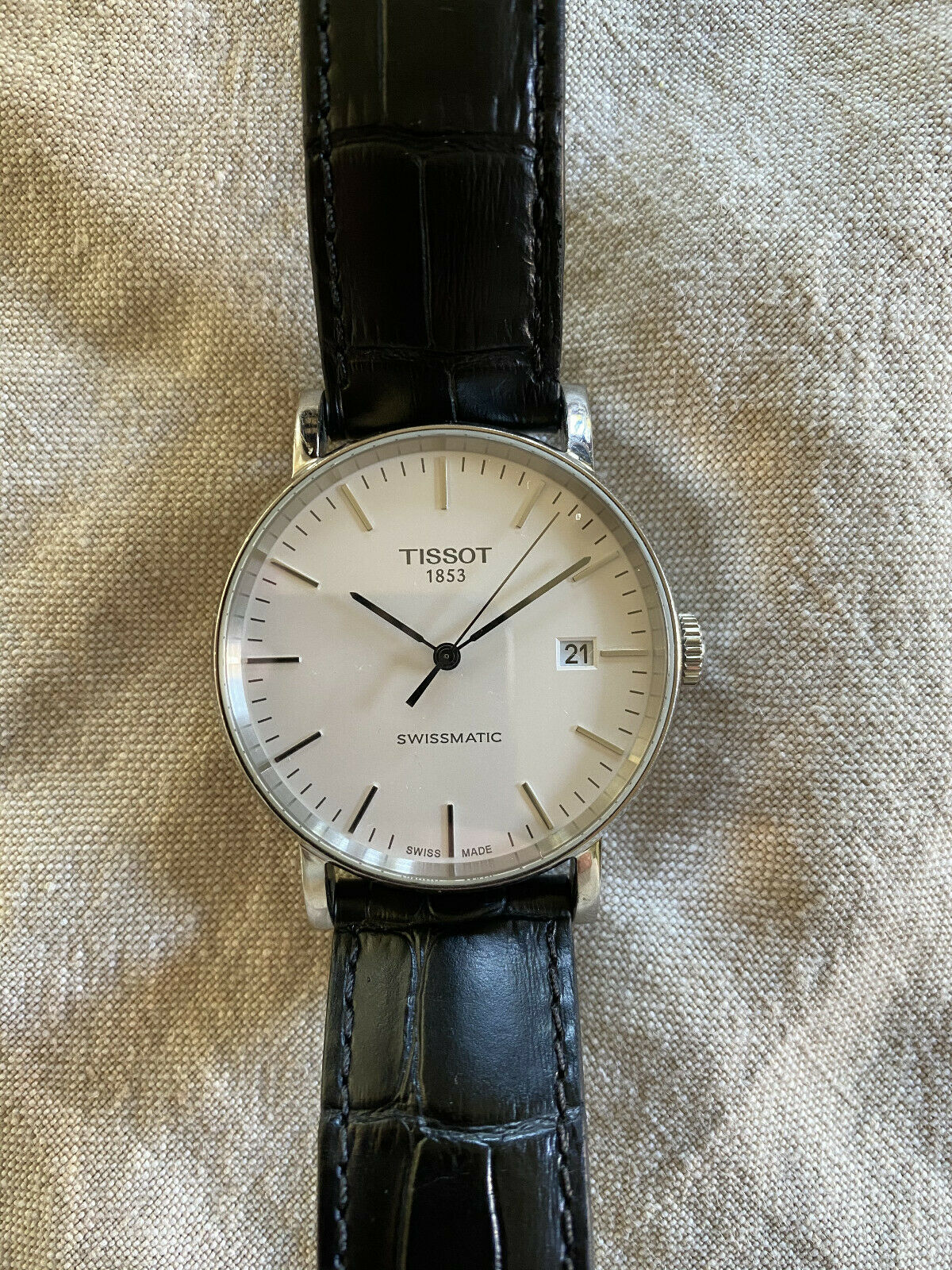 Tissot t1094071603100 hotsell