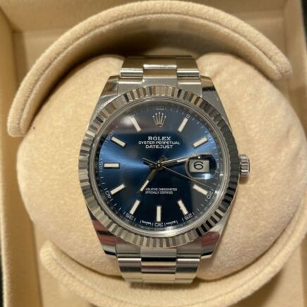 DATEJUST 41MM SMOOTH BEZEL BLUE DIAL OYSTER BRACELET