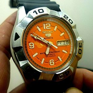 Mens 42m Orange SEIKO 5 SPORTS 100m 23j 7S36-02L0 Automatic
