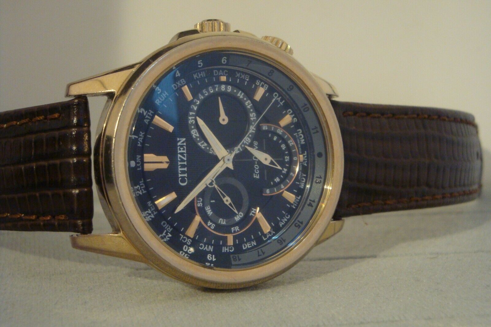 Citizen Eco-Drive World Time 8729-R005995. Rose gold. Gents watch