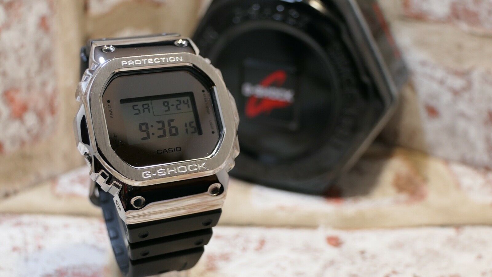 CASIO G-SHOCK DW-5600BBMA-1ER Fitted with Stainless Polished Metal