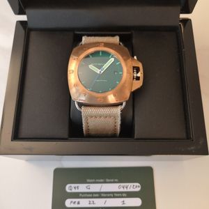 Batiscafo Quadro45 bronze dive watch