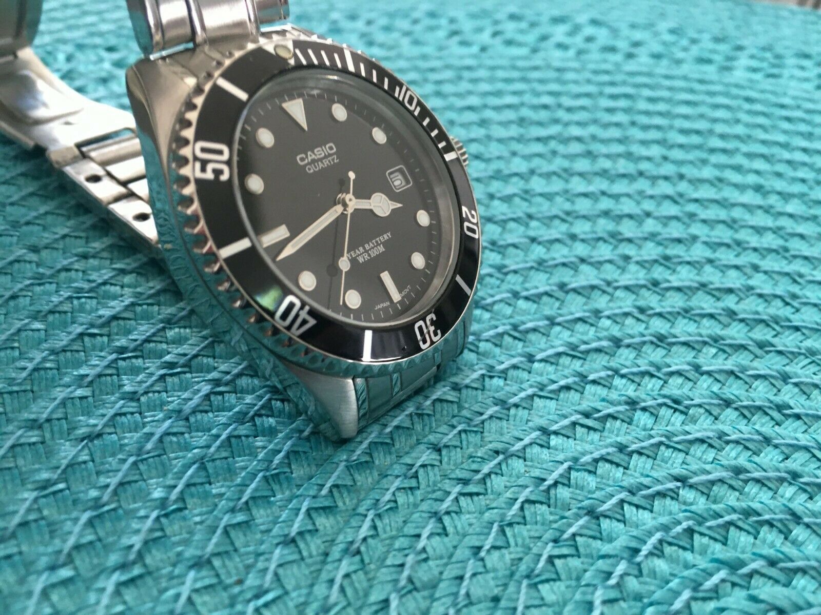 CASIO QUARTZ DIVER STYLE WATCH 10 BAR STAINLESS 2719 MTD