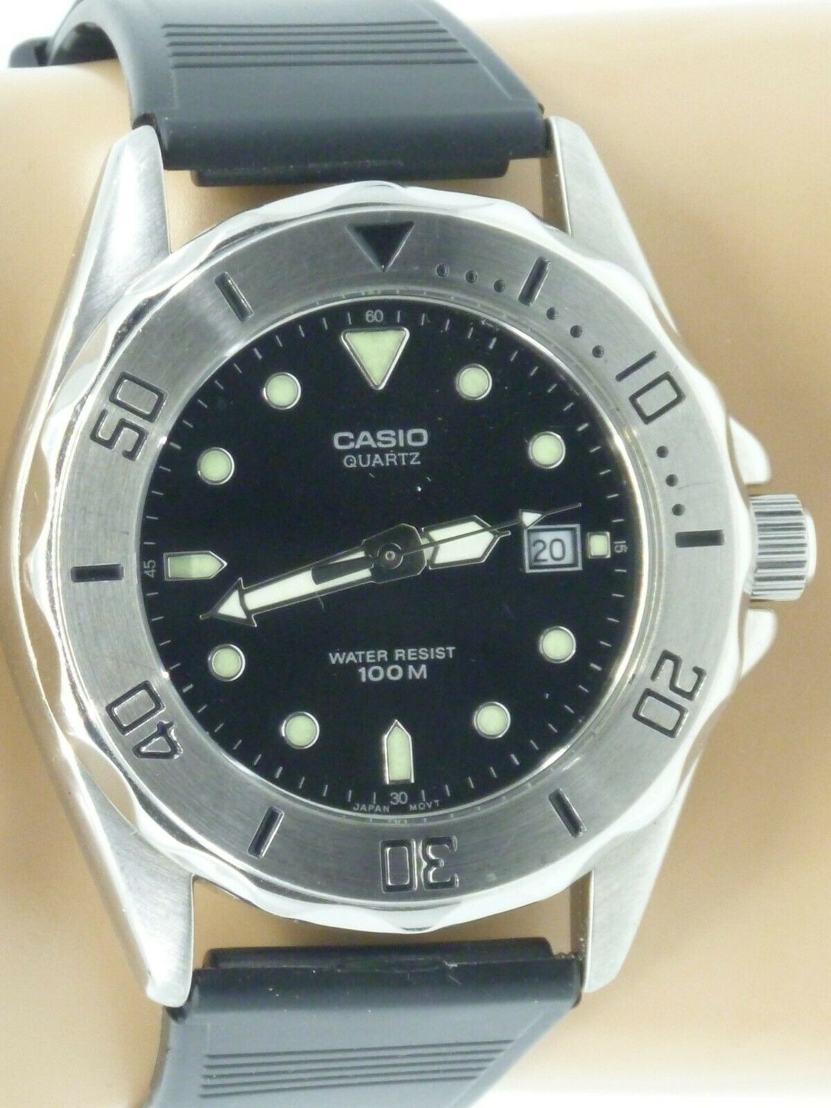 CASIO MTD 1008 100m DIVE SCREW DOWN CROWN ANALOG QUARTZ WATCH DATE