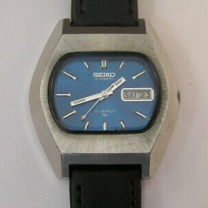 Vintage Seiko Watch Blue Dial Day/Date Automatic 7009-5029 | WatchCharts